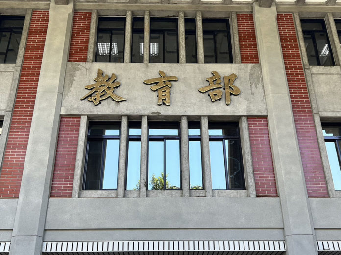 大學住宿生補貼方案出爐，一般生每學期5000元、弱勢生7000元。（圖：資料照）